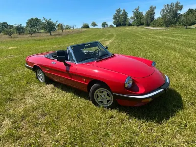 Gebraucht Alfa Romeo Spider 125 PS (91 kW) 1988 Rot Cabrio