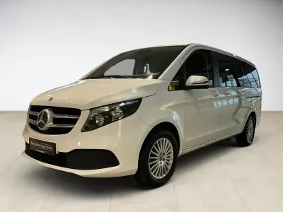 Gebraucht Mercedes V300 237 PS (174 kW) 2021 Weiß Van / Kleinbus