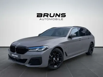 Gebraucht BMW 530e Shadowline 292 PS (214 kW) 2022 Grau Limousine