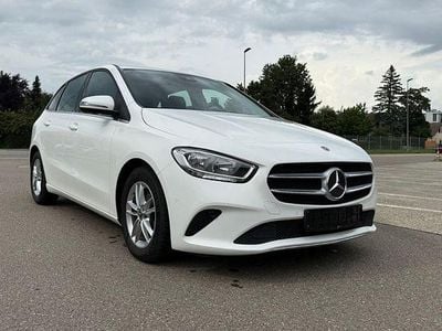 Mercedes B200