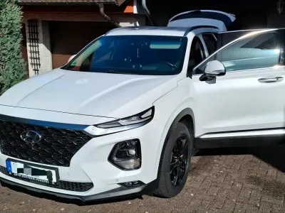 Gebraucht Hyundai Santa Fe 200 PS (147 kW) 2018 Weiß SUV