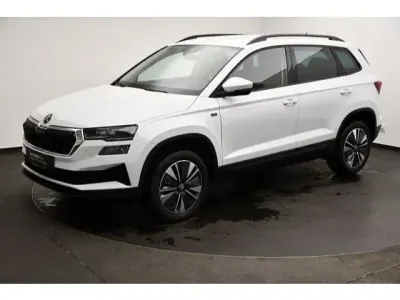 Gebraucht Skoda Karoq Tour 150 PS (110 kW) 2025 Moonweiss metallic SUV