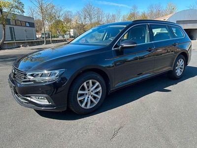 Usata VW Passat Business 150 CV (110 kW) 2023 Nero Station wagon