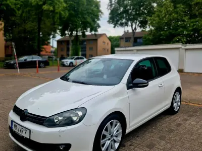 Używany VW Golf 122 KM (89 kW) 2009 Biały Coupe