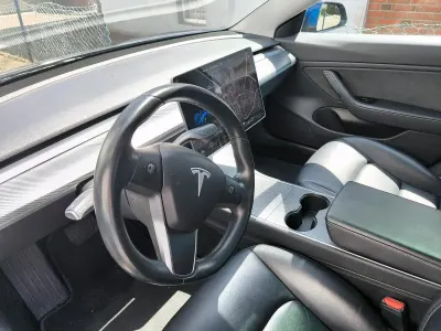 Brugt Tesla Model 3 350 kW (476 HK) 2019 Blå Sedan