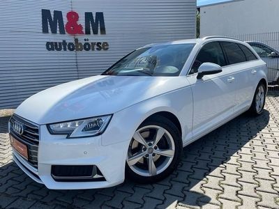 Weiß Gebraucht 2019 Audi A4 Sport Kombi | 22.900 €
