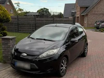 Gebraucht Ford Fiesta 60 PS (44 kW) 2009 Schwarz Kleinwagen