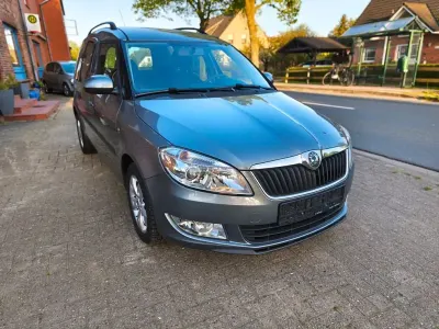 Gebraucht Skoda Roomster 86 PS (63 kW) 2010 Grau Van / Kleinbus