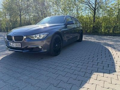 Second-hand BMW 335 Luxury Line 313 CP (230 kW) 2013 Gri Break