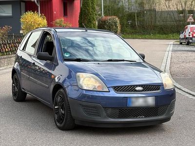 Second-hand Ford Fiesta 60 CP (44 kW) 2006 Albastru Hatchback