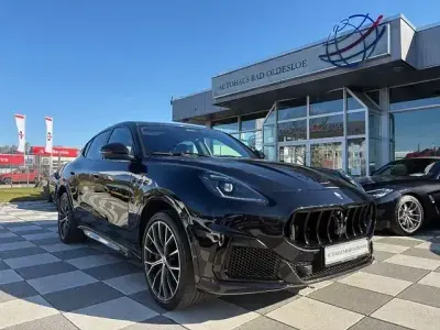 Begagnad Maserati Grecale 530 HK (389 kW) 2022 Svart SUV