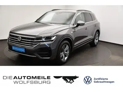 Gebraucht VW Touareg R-line 231 PS (169 kW) 2023 Siliziumgrau metallic SUV