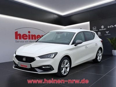 Second-hand Seat Leon FR 204 CP (150 kW) 2022 Alb Berlinǎ