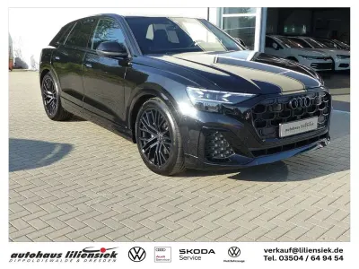 Gebraucht Audi Q8 S-Line 286 PS (210 kW) 2024 Schwarz SUV