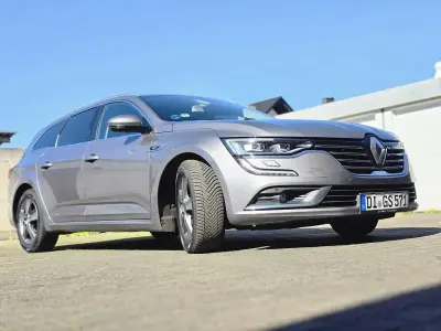 Gebraucht Renault Talisman GrandTour Initiale Paris 200 PS (147 kW) 2017 Kombi