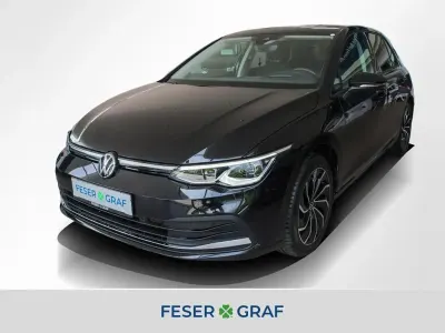 Second-hand VW Golf VIII Move 150 CP (110 kW) 2023 Negru Berlinǎ