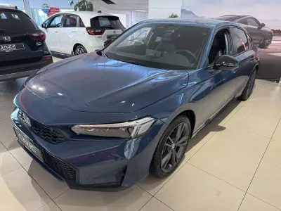 Neu Honda Civic Hybrid 184 PS (135 kW) 2026 Blau Limousine