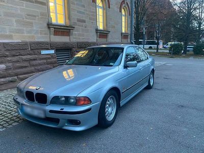 Second-hand BMW 528 193 CP (141 kW) 1997 Berlinǎ