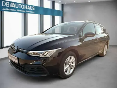 Gebraucht VW Golf VIII Life 116 PS (85 kW) 2024 Schwarz Kombi