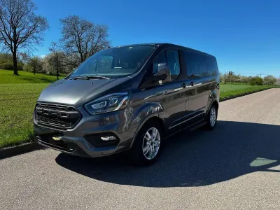 Gebraucht Ford Tourneo Custom Titanium 170 PS (125 kW) 2018 Grau Van