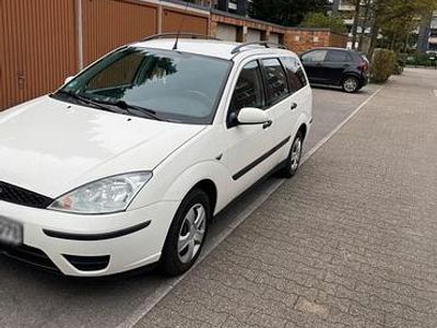 Gebraucht Ford Focus 90 PS (66 kW) 2002 Weiß Cabrio
