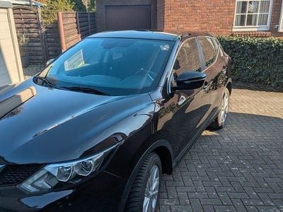 Gebraucht Nissan Qashqai Acenta 116 PS (85 kW) 2015 Braun SUV