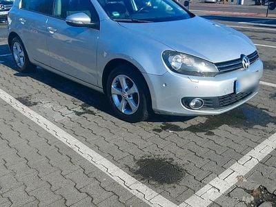 Gebraucht VW Golf VI 122 PS (89 kW) 2010 Silber Kleinwagen