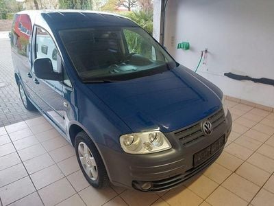 Begagnad VW Caddy Team 80 HK (58 kW) 2010 Blå Minibuss