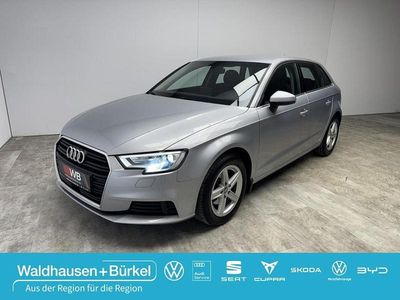 Gebraucht Audi A3 Comfort 116 PS (85 kW) 2017 Florettsilber (metallic) Limousine