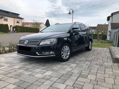 gebraucht VW Passat 2L TDI Comfor /AHK/Sitzheizung/Bluetooth/Scheckheft