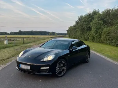 Gebraucht Porsche Panamera 4S 400 PS (294 kW) 2011 Schwarz Kleinwagen