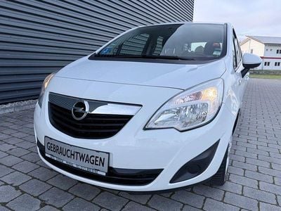 Gebraucht Opel Meriva Selection 120 PS (88 kW) 2012 Casablancaweiss/glacier/arctic Van / Kleinbus