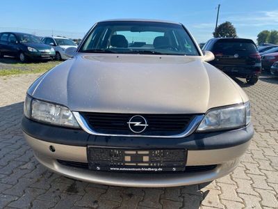 gebraucht Opel Vectra 1.8 16V *AUTOMATIK* 63TKM*