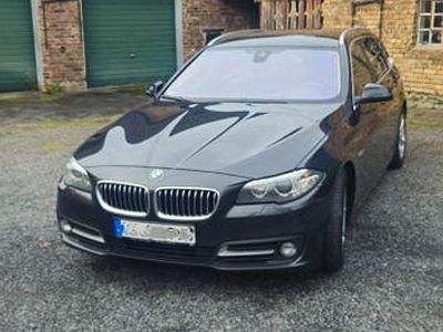 Gebraucht BMW 525 218 PS (160 kW) 2015 Grau Kombi