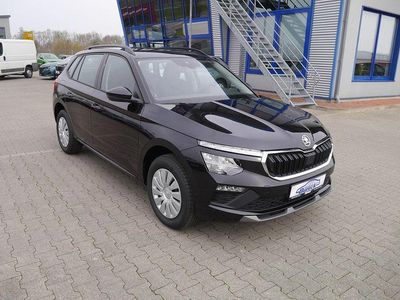 Neu Skoda Kamiq 95 PS (69 kW) 2026 Schwarz SUV
