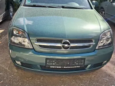 Gebraucht Opel Vectra Comfort 125 PS (91 kW) 2002 Grau Limousine