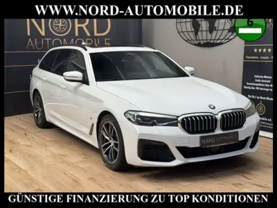 Gebraucht BMW 520 M Sport 190 PS (139 kW) 2023 Weiß Limousine