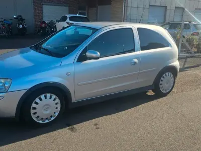 Gebraucht Opel Corsa 60 PS (44 kW) 2006 Silber Kleinwagen