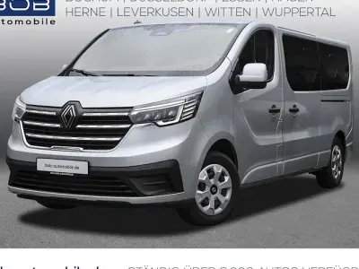 Usado Renault Trafic Evolution 150 HP (110 kW) 2024 Cinzento Monovolume