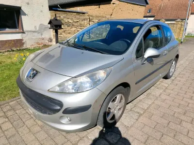 Gebraucht Peugeot 207 88 PS (64 kW) 2006 Gold Kleinwagen