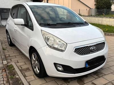 Second-hand Kia Venga Spirit 90 CP (66 kW) 2011 Alb Hatchback