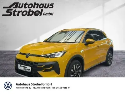 Neu VW T-Roc Cabriolet Life 116 PS (85 kW) 2026 Gelb SUV