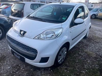 Usata Peugeot 107 Filou 68 CV (50 kW) 2010 Bianco Utilitaria