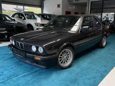 Brugt BMW 316 Sport Line 99 HK (72 kW) 1989 Sort Cabriolet