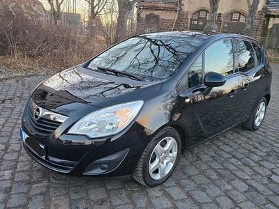 Gebraucht Opel Meriva 105 PS (77 kW) 2011 Schwarz Van / Kleinbus