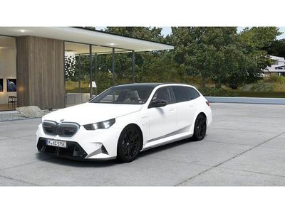 Nuova BMW M5 Sport Line 727 CV (534 kW) 2026 Bianco Station wagon