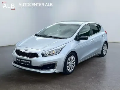 Gebraucht Kia Ceed 135 PS (99 kW) 2016 Silber Kleinwagen