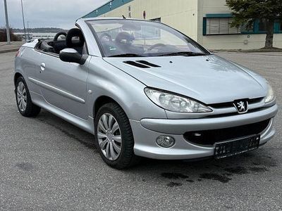 Gebraucht Peugeot 206 CC 109 PS (80 kW) 2004 Silber Cabrio