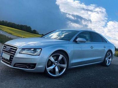 Second-hand Audi A8 Ambiente 351 CP (258 kW) 2010 Argintiu Berlinǎ