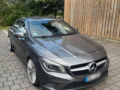 Mercedes CLA200